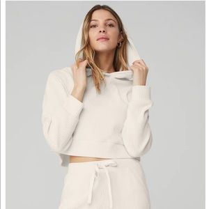 Alo Yoga Muse Hoodie in Bone